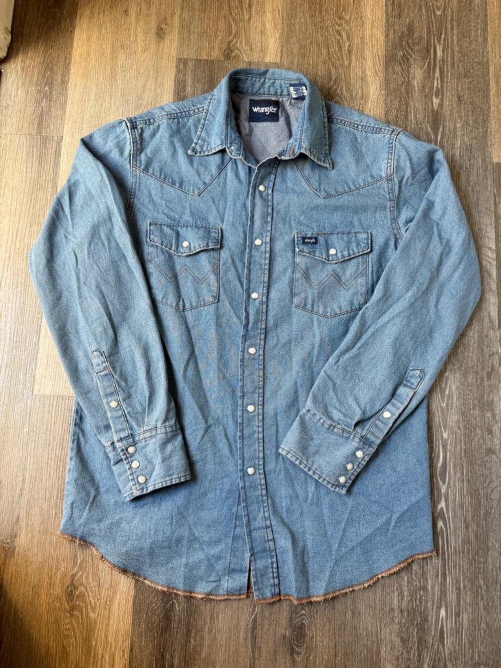 Wrangler Light Blue Denim Western Snap Shirt Mens Size M